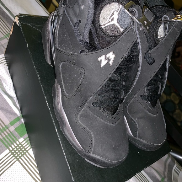 Jordan CHROME 8s size 5.5y !!!!! - Picture 2 of 4
